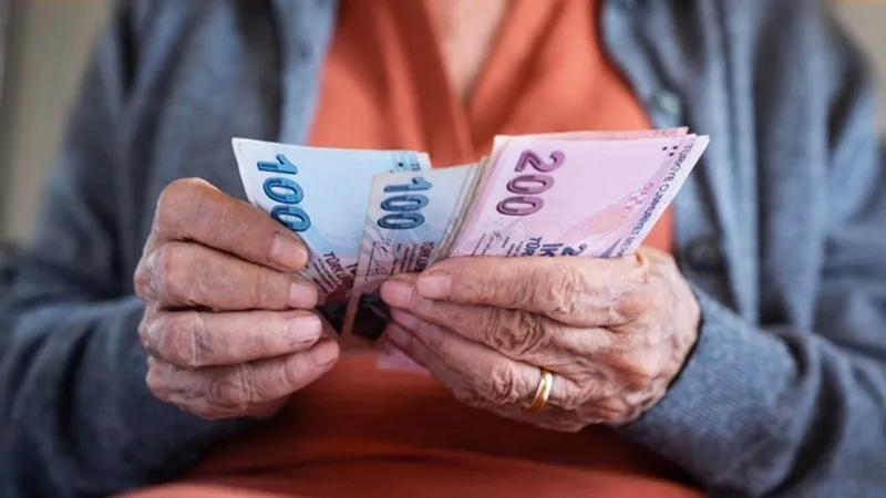2026'da en düşük emekli maaşı ne kadar olacak? Emekli aylığında yeni zam senaryosu