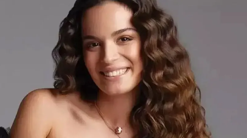 Aslı Bekiroğlu 9 saat süren bir ameliyat geçirdi: 'Yaşıyorum Şükür'