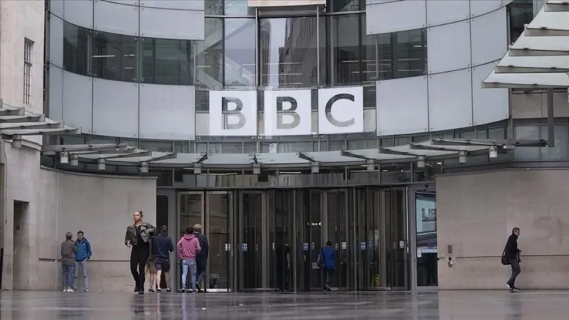 BBC'de "İsrail" baskısı! Lordlar Kamarası'na mektup yazarak şikayet ettiler: "Gazetecilik kariyeriniz biter" diyerek tehdit ediyorlar