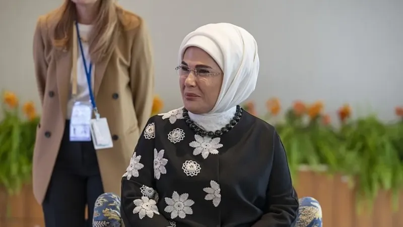 Emine Erdoğan, Melania Trump'ın lider eşleri onuruna verdiği resepsiyona katıldı