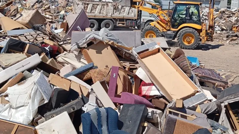 Gaziemir’deki çevre katliamına bakanlık el koydu! SABAH yazdı atıklar gitti