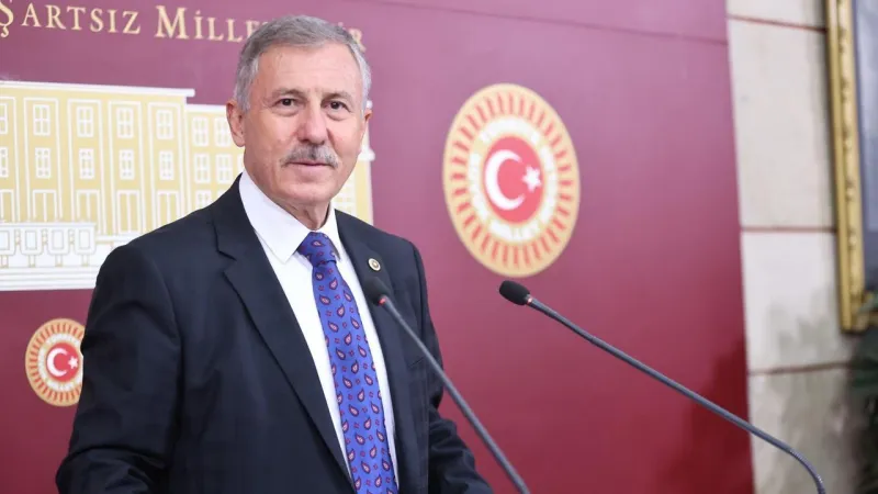 Gelecek Partili Selçuk Özdağ: Geçmişte evet oyu verdiğim için pişmanım milletimden özür diliyorum