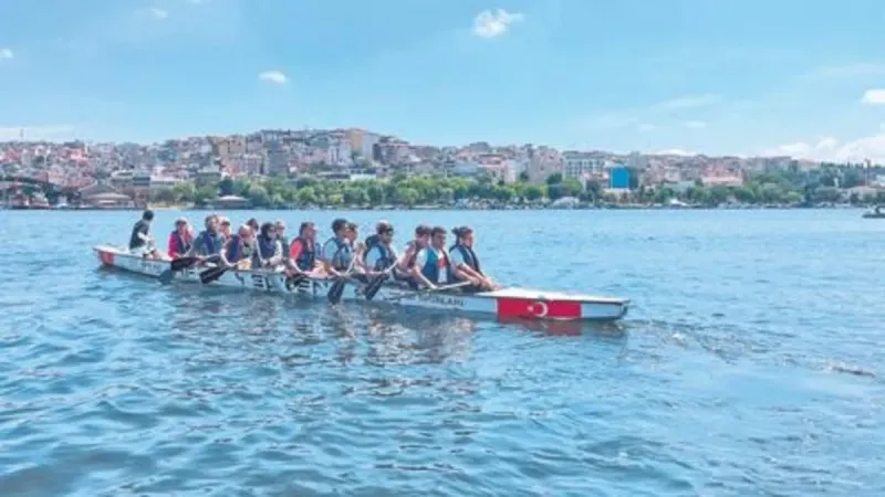 Haliç’te ‘fetih’ yarışı