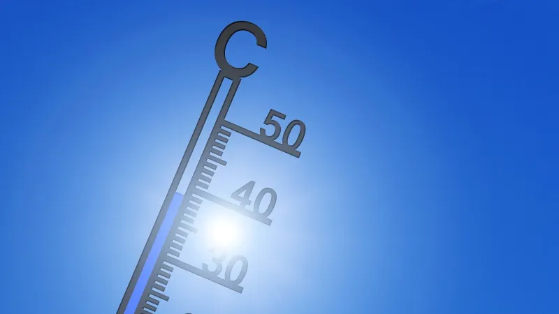 İzmir'de Hava Alarmı! Bugün Sıcaklık Rekor Mu Kıracak?