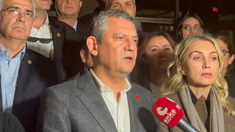 İmamoğlu'nun tutukluk kararına CHP lideri Özel'den tepki: Bizi ne yıkabildiler ne de yıkabilecekler