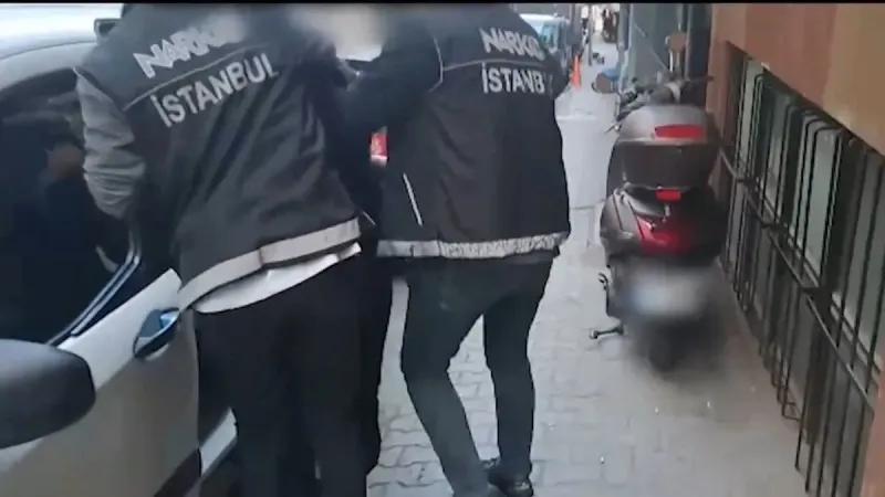 İstanbul'da Uyuşturucu Operasyonu: 272 Torbacı Yakalandı! Şok Detaylar!