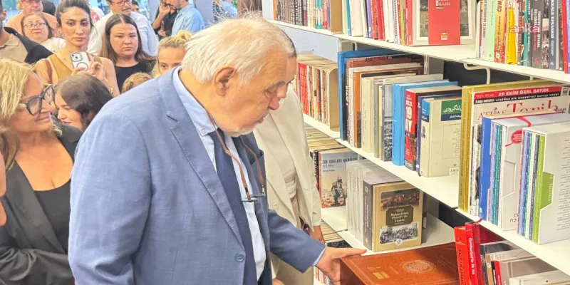 İlber Ortaylı'nın Adı İzmir'de Ölümsüzleşti! Kütüphane Açıldı