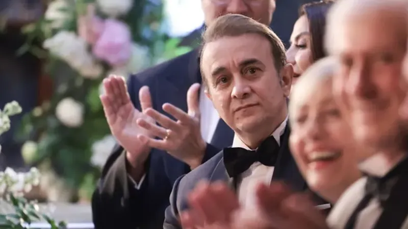 Kral Kaybederse Semih'i Şoke Etti! Gerçek Hali Tanınmaz Halde!