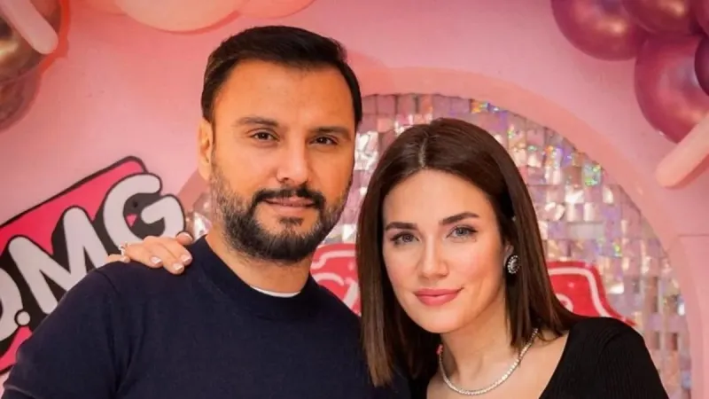 Alişan'dan Buse Varol'a Aşk Dolu Sözler! Evlilik Yıldönümü Kutlaması