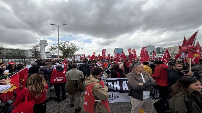 Ankara'da 1 Mayıs Coşkusu! Tandoğan'a Yürüyüş Başladı!
