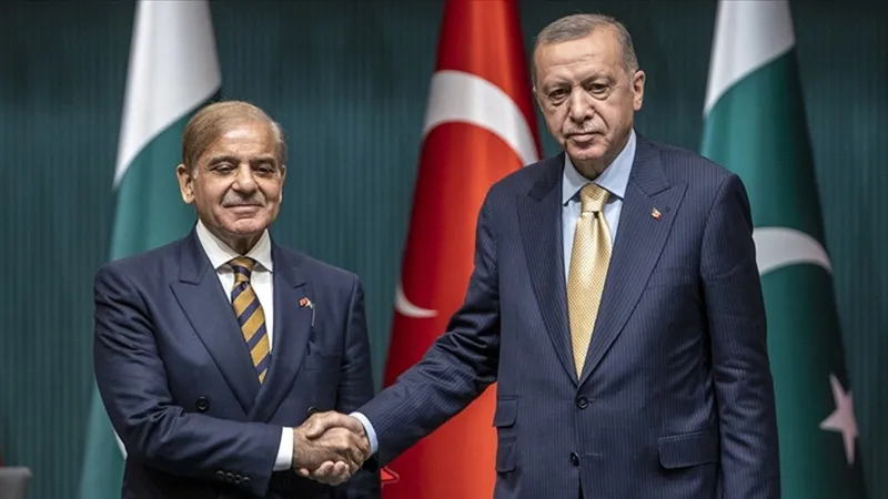 Erdoğan ve Şerif Görüştü! Pakistan'la İlişkilerde Yeni Dönem mi?
