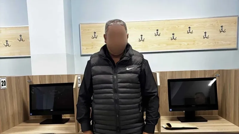 Ehliyet Sınavında Şok! Kulağından Çıkanlar Herkesi Şaşırttı