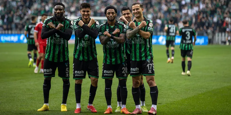 Kocaelispor Süper Lig'e Göz Kırptı! İşte O Müthiş Galibiyet