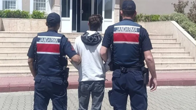 "MİT personeliyim" diyerek yaşlı adamı 10 milyon lira dolandırdılar