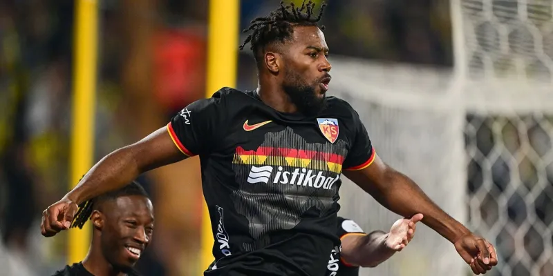Nazon'dan Şaşırtan Hareket: Mourinho'dan Neden Özür Diledi?