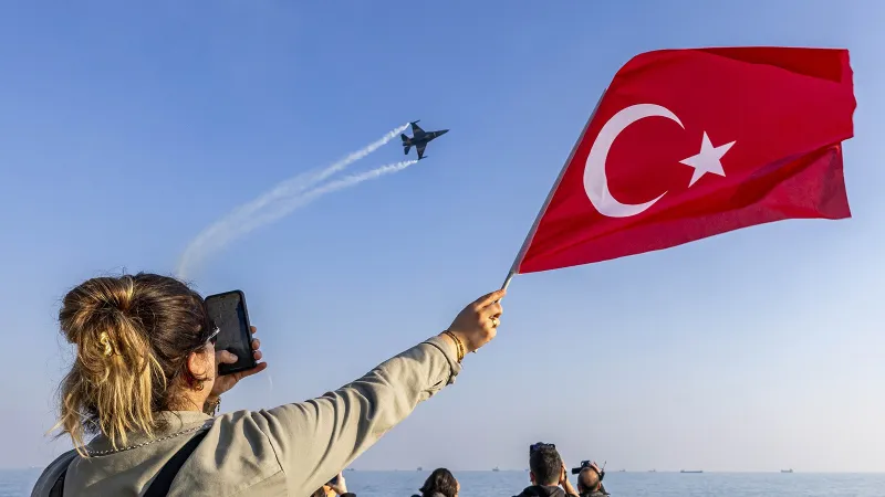 SOLOTÜRK ve Türk Yıldızları Samsun'u Coşturdu! Gökyüzünde Muhteşem Prova