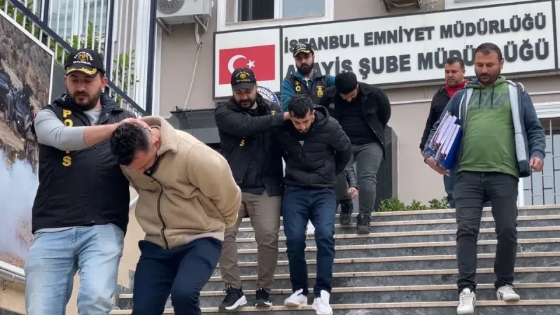 Sultangazi'de Film Gibi Soygun! 12 Milyon TL Çaldılar!