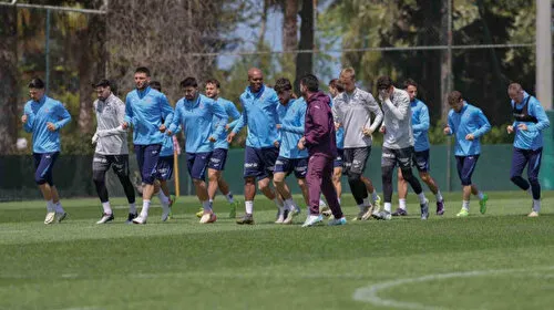 Trabzonspor Şokta! Uğurcan ve Savic Sakatlandı, Sahalara Ne Zaman Dönecek?