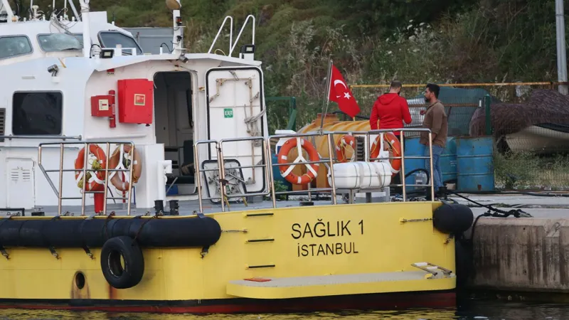 Sağlık botunda patlama: 1 ölü, 1 yaralı