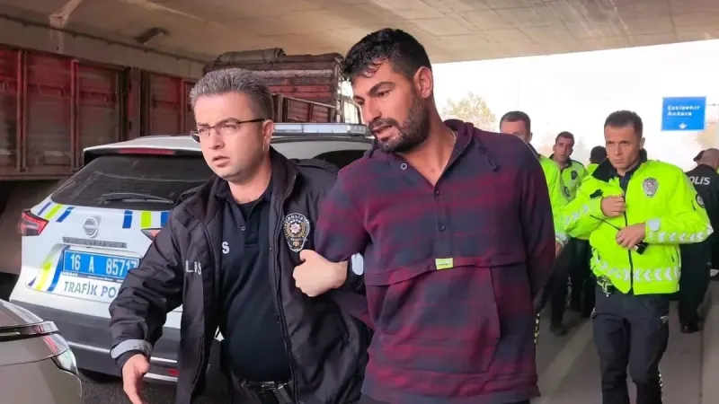 Sokak ortasında silahla vurdu