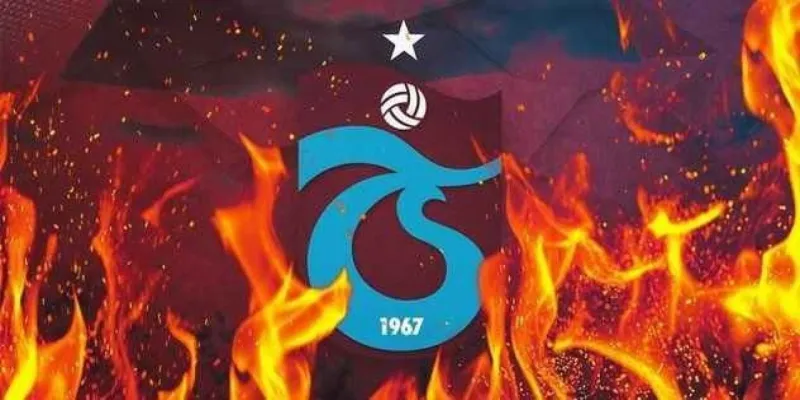 Trabzonspor'da Şok Ayrılık! Yeni Hoca Kim Olacak?