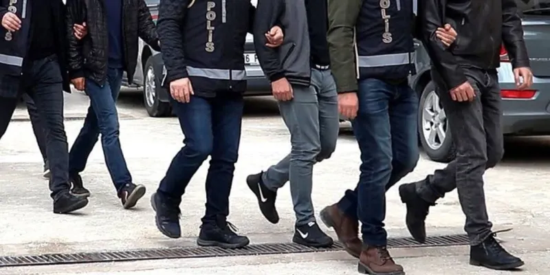 Yüksek faizle borçlandıran 7 tefeci yakalandı